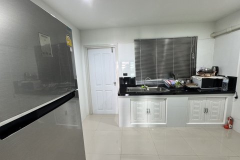 Maison à Nakhon Ratchasima, Thaïlande 4 chambres № 161697 - photo 7