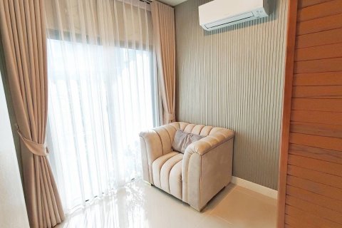 Maison à Pathum Thani, Thaïlande 4 chambres № 161692 - photo 4