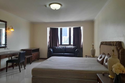 Студия в кондо в Клонг Тоэй, Бангкок, Таиланд № 161691 - фото 3