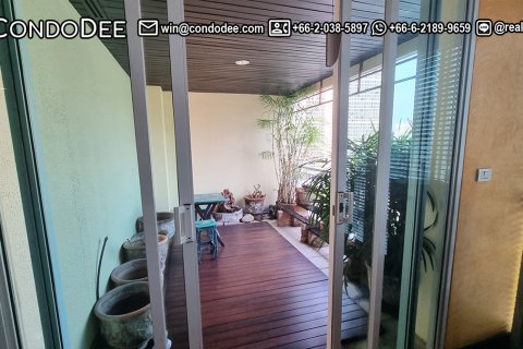Condo à Khlong Toei, Bangkok, Thaïlande, 2 chambres  № 200511 - photo 14