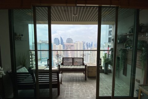 Condo à Khlong Toei, Bangkok, Thaïlande, 2 chambres  № 200507 - photo 29