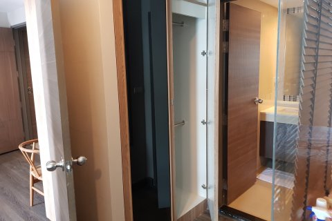 Condo à Watthana, Bangkok, Thaïlande, 1 chambre № 200508 - photo 17