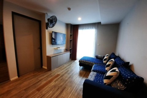 Condo à Samut Prakan, Thaïlande, 2 chambres  № 149973 - photo 1