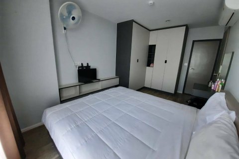 Condo à Samut Prakan, Thaïlande, 2 chambres  № 149973 - photo 8