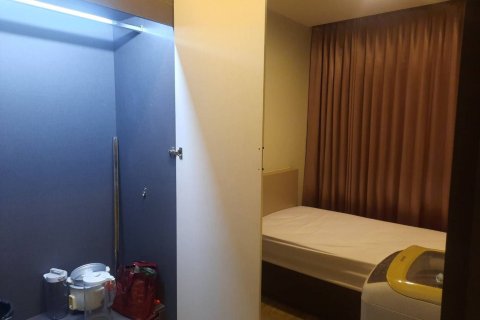 Condo à Samut Prakan, Thaïlande, 2 chambres  № 149973 - photo 16