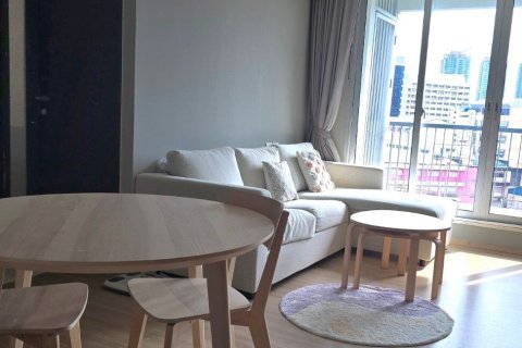 Condo in Sathon, Bangkok, Thailand, 2 bedrooms  № 149976 - photo 6