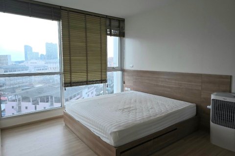 Condo à Sathon, Bangkok, Thaïlande, 2 chambres № 149976 - photo 5