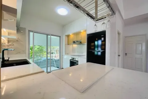 Villa in Pattaya, Thailand 7 bedrooms № 149979 - photo 13