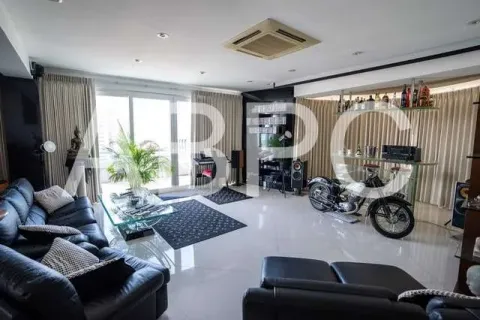 Condominio de 2 dormitorios en Pattaya, Tailandia № 211225 - foto 8