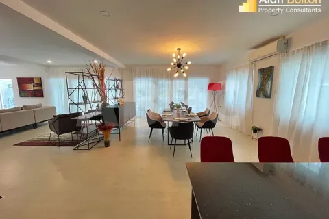 Casa de 3 dormitorios en Pattaya, Tailandia № 211230 - foto 9