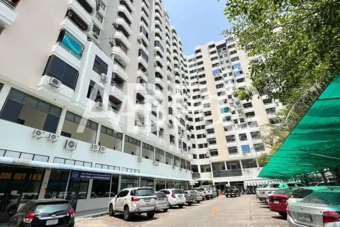 Condominio de 1 dormitorio en Pattaya, Tailandia № 211227 - foto 12