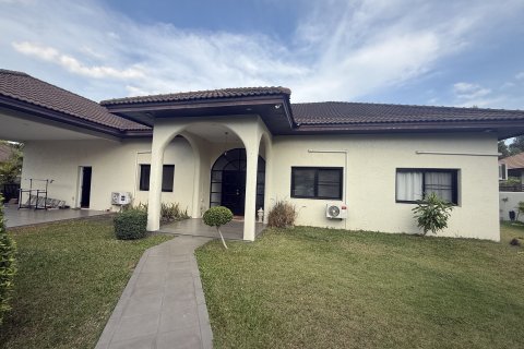 Дом в Паттайе, Таиланд с 5 спальнями  № 160433 - фото 11