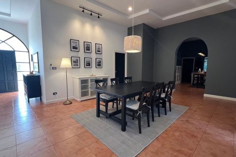 Дом в Паттайе, Таиланд с 5 спальнями  № 160433 - фото 2