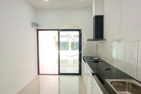 Townhouse à Nonthaburi, Thaïlande 3 chambres № 160434 - photo 8