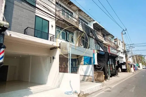 Townhouse à Nonthaburi, Thaïlande 3 chambres № 160434 - photo 2