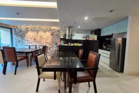 Penthouse in Hua Hin, Thailand 4 bedrooms № 160437 - photo 2