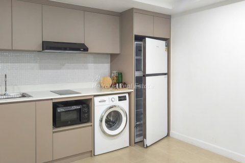 Condo in Pattaya, Thailand, 2 bedrooms  № 198805 - photo 4