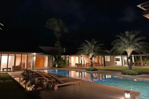 Villa à Phuket, Thaïlande 5 chambres № 190603