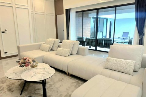 Villa in Pattaya, Thailand 4 bedrooms № 137107 - photo 19