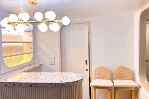 Студия в кондо в Чатучаке, Бангкок, Таиланд № 137102 - фото 2