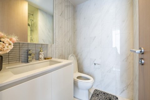 Condo in Watthana, Bangkok, Thailand, 3 bedrooms  № 160896 - photo 6