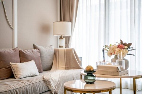 Condo in Watthana, Bangkok, Thailand, 3 bedrooms  № 160896 - photo 5