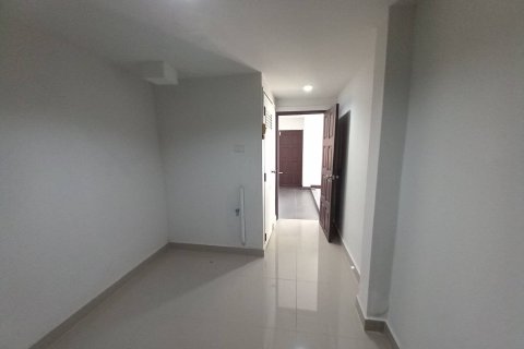 Townhouse in Bangkok, Thailand 5 bedrooms № 160891 - photo 3