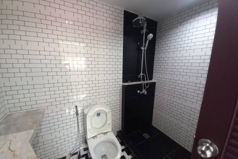 Townhouse in Bangkok, Thailand 5 bedrooms № 160891 - photo 4