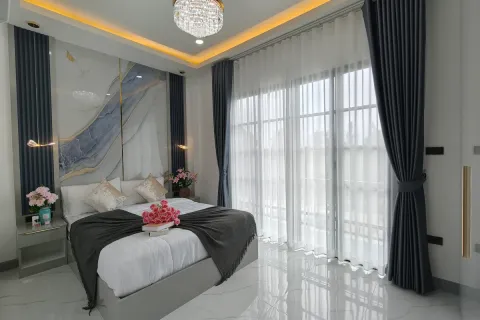 Casa de 4 dormitorios en Pattaya, Tailandia № 212259 - foto 20