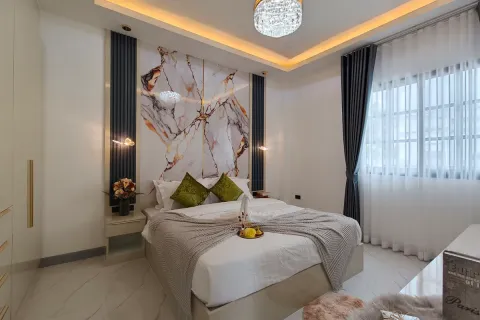 Casa de 4 dormitorios en Pattaya, Tailandia № 212259 - foto 14