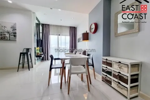 Condominio de 2 dormitorios en Pattaya, Tailandia № 212260 - foto 2