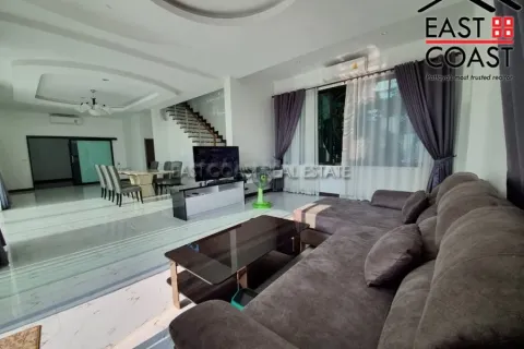 Casa de 3 dormitorios en Pattaya, Tailandia № 212255 - foto 7