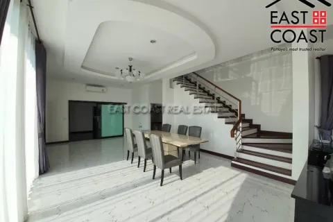 Casa de 3 dormitorios en Pattaya, Tailandia № 212255 - foto 4
