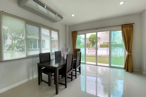 Дом в Чиангмае, Таиланд с 3 спальнями  № 75134 - фото 4