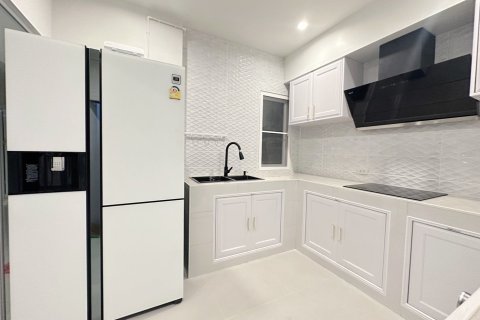 Дом в Пхукете, Таиланд с 3 спальнями  № 153108 - фото 24