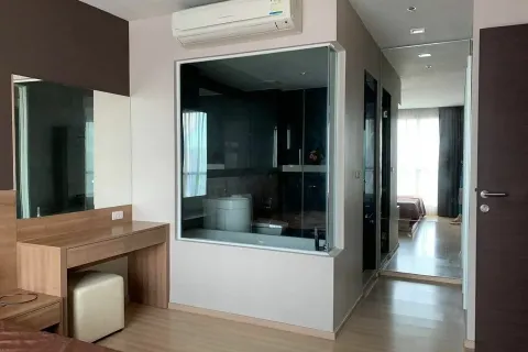 Condo in Sathon, Bangkok, Thailand, 2 bedrooms  № 153109 - photo 5
