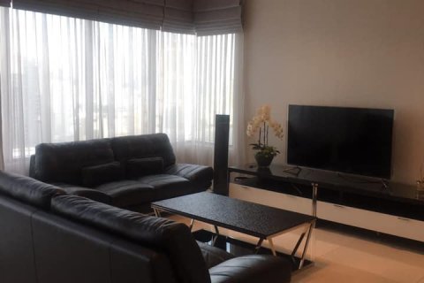 Condo in Khlong Toei, Bangkok, Thailand, 2 bedrooms № 208491
