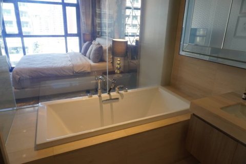 Condo à Watthana, Bangkok, Thaïlande, 2 chambres № 208490 - photo 14