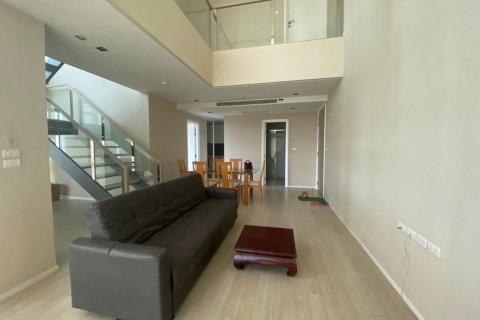 Condo à Khlong Toei, Bangkok, Thaïlande, 2 chambres № 208487 - photo 3