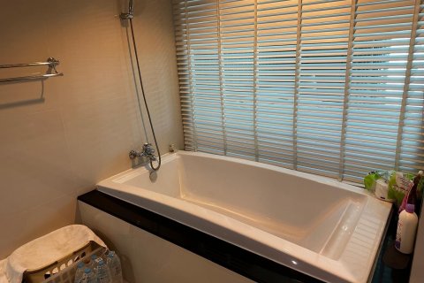 Studio dans le Condo à Pathum Wan, Bangkok, Thaïlande  № 139987 - photo 22