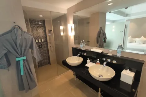 House in Bang Tao, Thailand 2 bedrooms № 209683 - photo 13