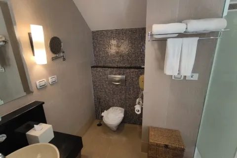 House in Bang Tao, Thailand 2 bedrooms № 209683 - photo 12