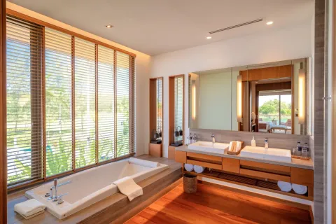 House on Naithon Beach, Thailand 4 bedrooms № 209682 - photo 16