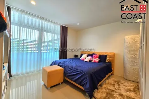 Casa de 5 dormitorios en Pattaya, Tailandia № 213429 - foto 24