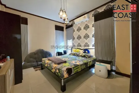 Casa de 3 dormitorios en Pattaya, Tailandia № 213424 - foto 10