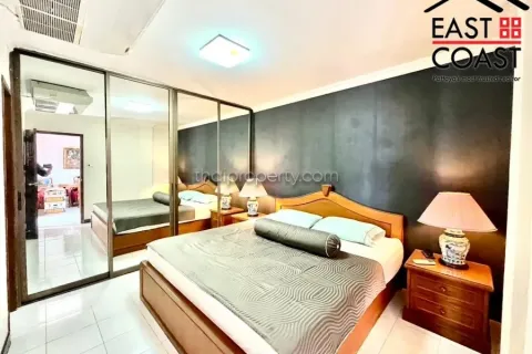 Condominio de 2 dormitorios en Pattaya, Tailandia № 213425 - foto 4