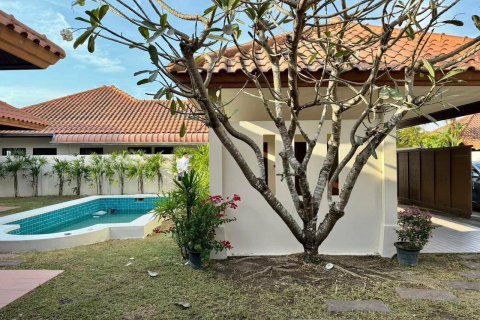 Вилла в Паттайе, Таиланд с 3 спальнями  № 159873