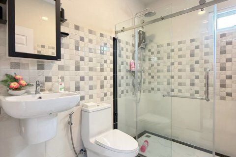 Villa in Pattaya, Thailand 3 bedrooms № 159876 - photo 9