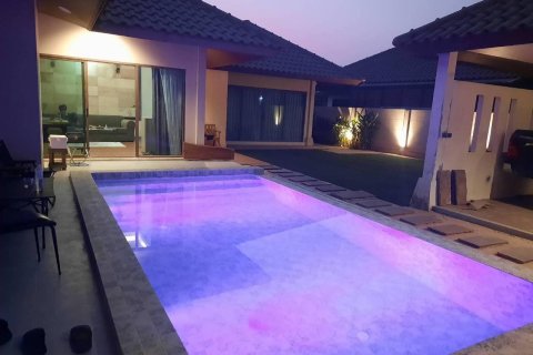 Villa in Pattaya, Thailand 3 bedrooms № 159874 - photo 14