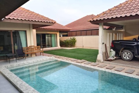 Villa in Pattaya, Thailand 3 bedrooms № 159874 - photo 2